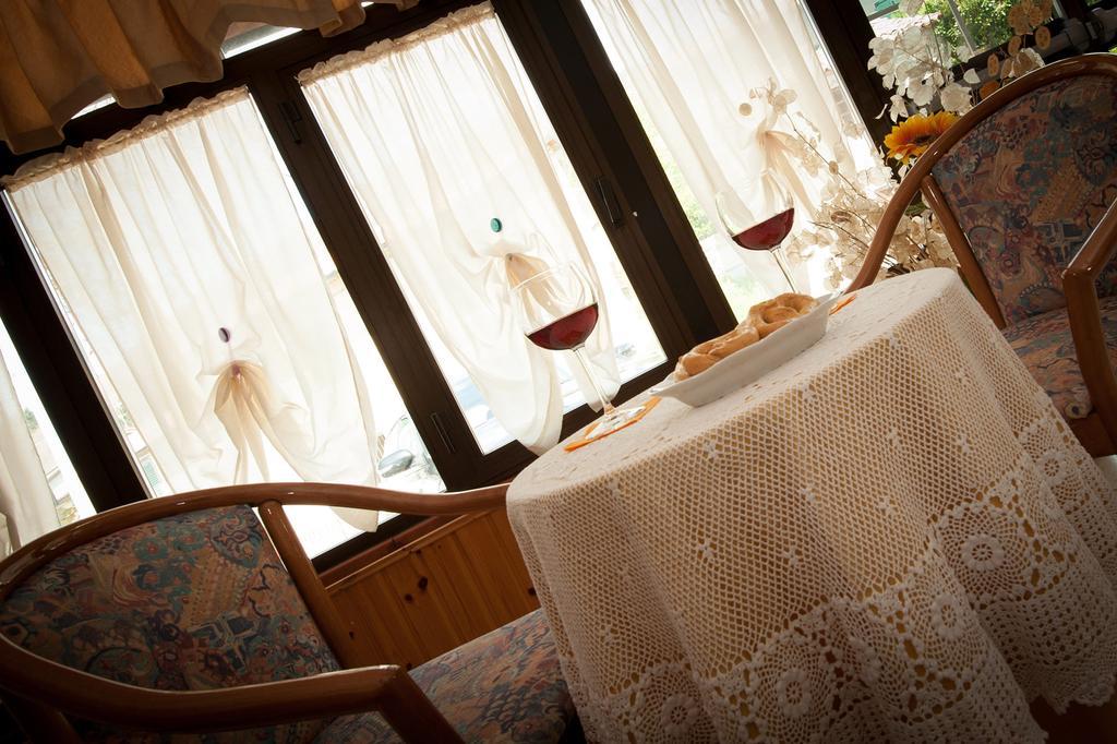 Albergo Ristorante Il Fungo Santa Fiora Exterior foto